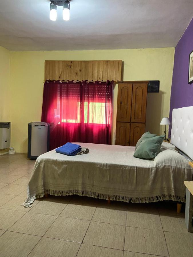 Luis'S House Ezeiza Airport Hotel Monte Grande Exterior photo